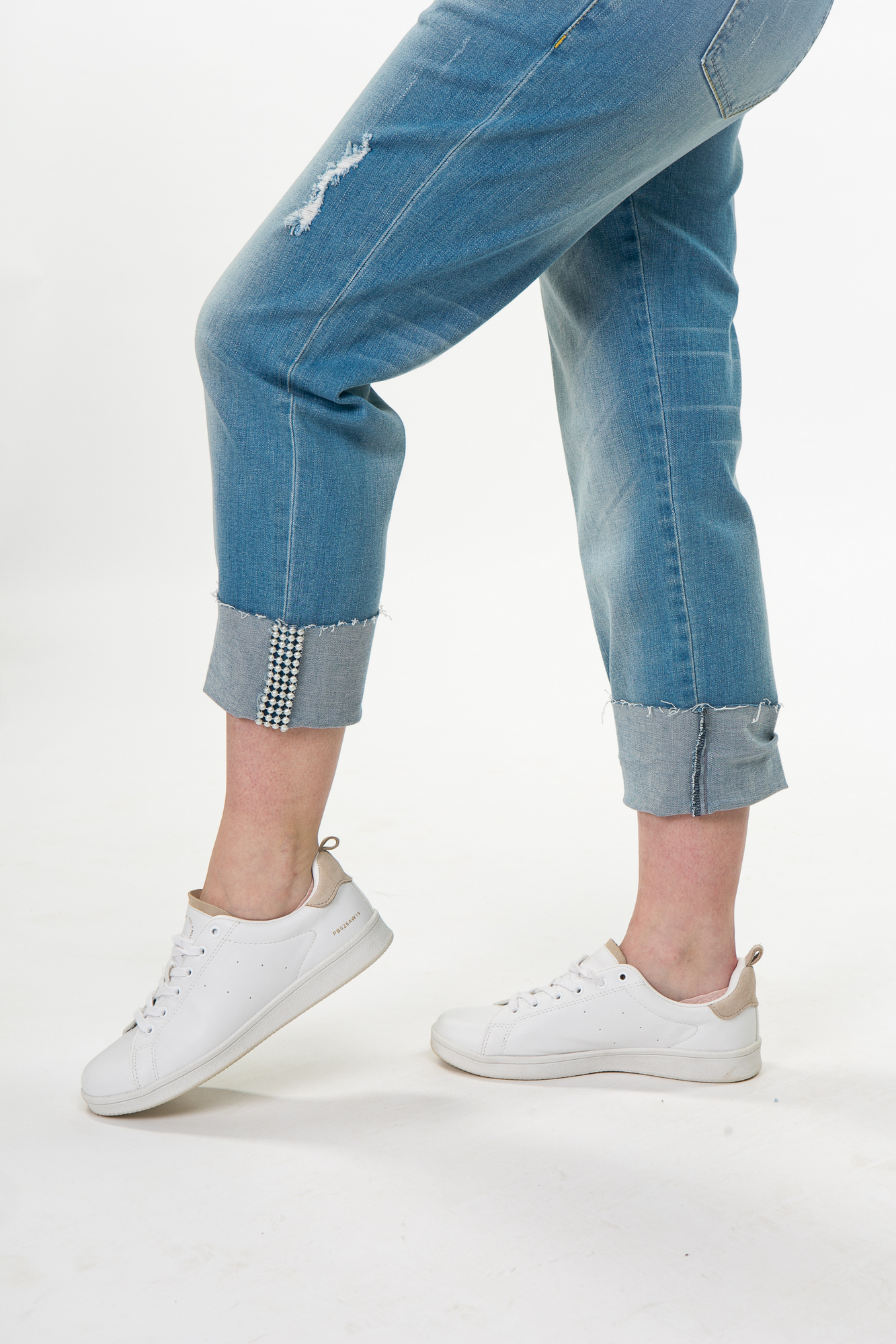 Фото джинсы для беременных MAMA`S FANTASY, прямые, широкий бандаж от магазина СкороМама, синий, размеры.