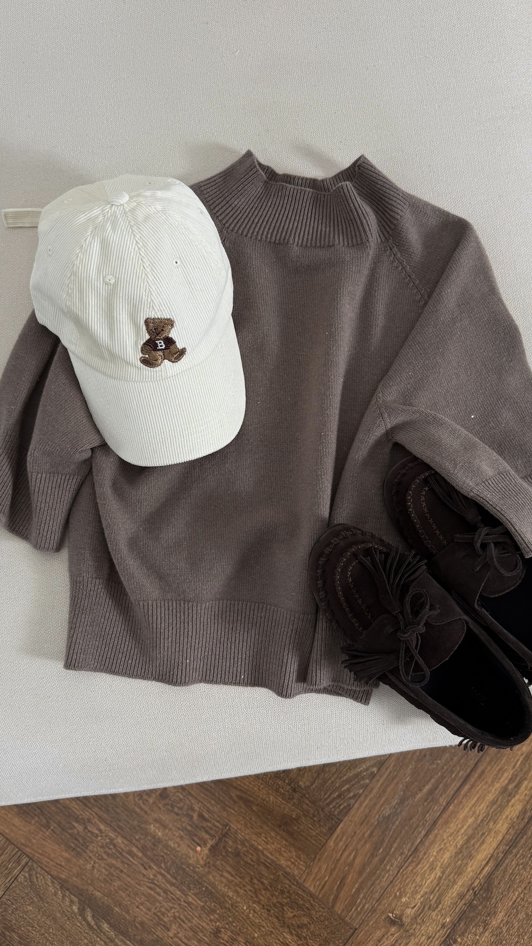 Мягкий джемпер с мелкими пайетками