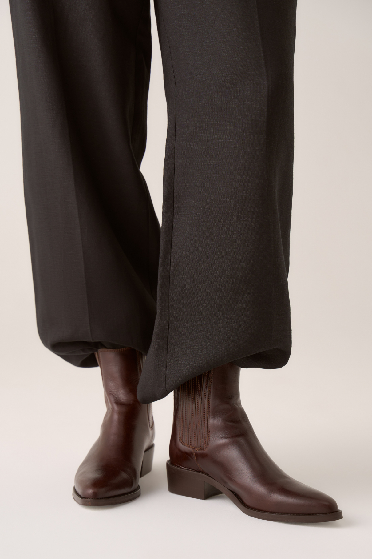 Ботинки на низком каблуке Bobbies Georgia