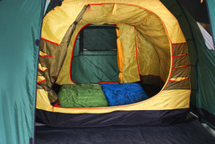 Купить лучшую кемпинговую палатку Alexika Nevada 4 недорого со скидками.