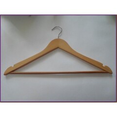 Вешалка деревянная