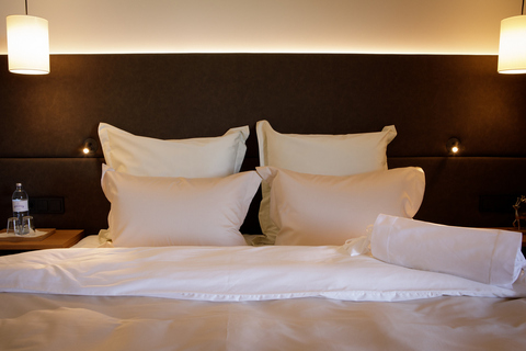 Постельное белье семейное Von der Thannen Twist white&beige