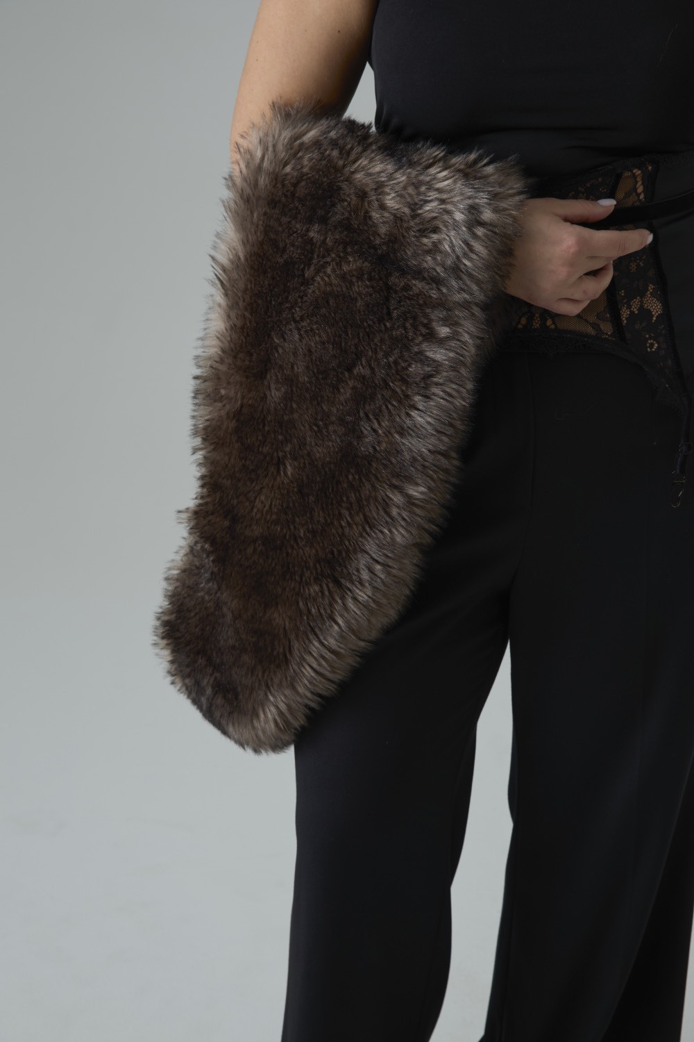 Меховая накидка из искуственного меха, темно-коричневый