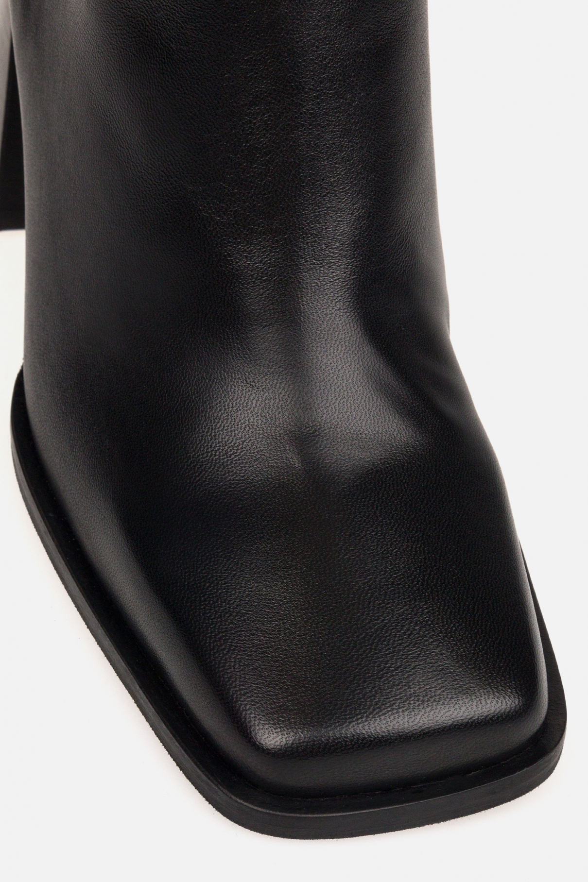 Ботинки на высоком каблуке Bobbies Wilma