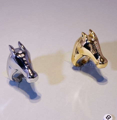 Кольцо ГОЛОВА ЛОШАДИ в стилистике POISON DROP цвет золото/серебро