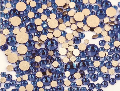 Стеклянные стразы  (размер микс) 1140шт, цвет лиловый