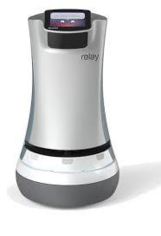 Робот Savioke Relay