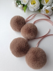 Eco-fur pompoms, 5 cm, color Sundae, 2 pieces