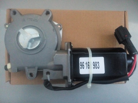 МОТОР СТЕКЛОПОД ПЕРЕДНИЙ ЛЕВЫЙ NEXIA, ESP (3 ЛУЧА) GROG