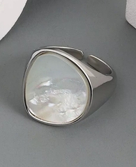 84602-kolco-pechatka-razyomnoe-s-perlamutrom