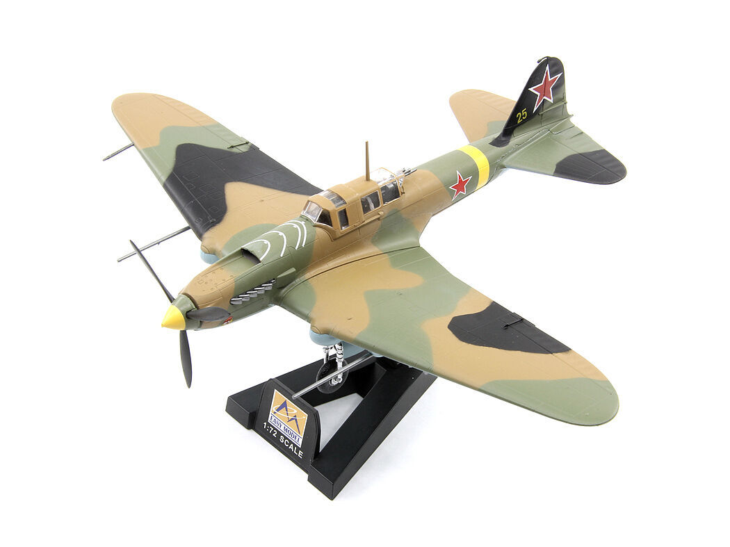 Модель Советский Штурмовик IL-2M3 масштаб 1:72