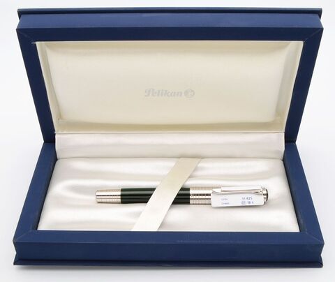 Ручка перьевая Pelikan Souverän® Precious Metals M425, Dark-Green Transparent ST, F (945147)
