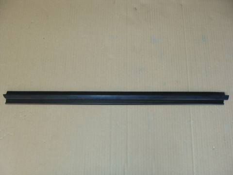 Уплотнение опускного стекла УАЗ-3163 нижнее внутреннее задней двери, левая/правая (с 2014)