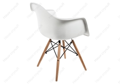 Eames PC-019