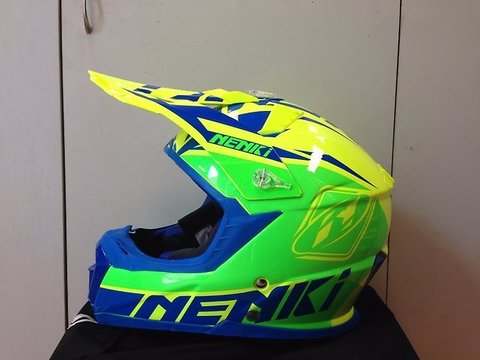 Кроссовый мото шлем NENKI NK-316, жёлтый-зелёный-синий