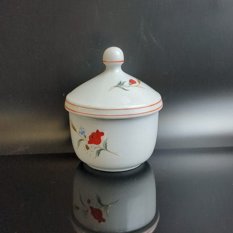 Сахарница с крышкой фарфоровая Kahla ГДР, роспись "Полевые цветы", 10 см, винтаж времён СССР Германия