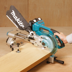 Аккумуляторная торцовочная пила Makita DLS714NZ