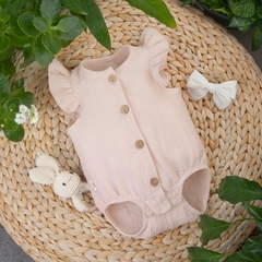 Боди с крылышками из муслина