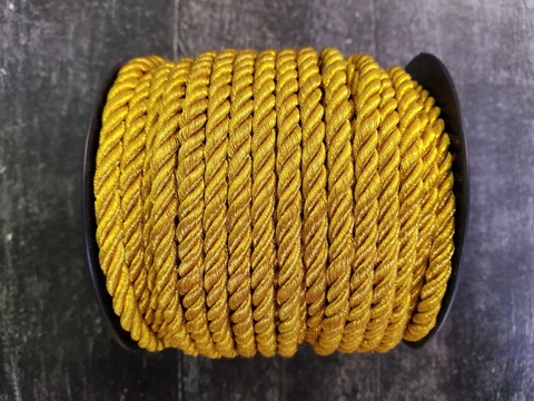шнур витой с люрексом 5мм цвет золото 053