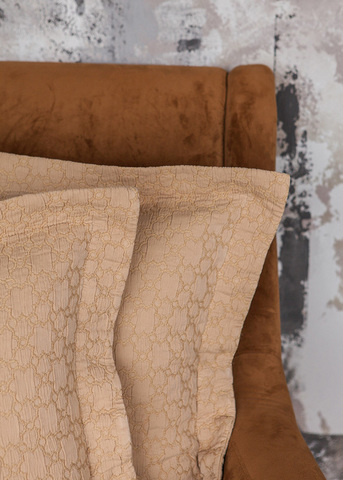 Наволочка декоративная 47х47 Luxberry Oriana золотая