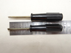 Отвертка шлицевая плоская (минусовая) 95х3.7х0.5мм (Карболитовая ручка)