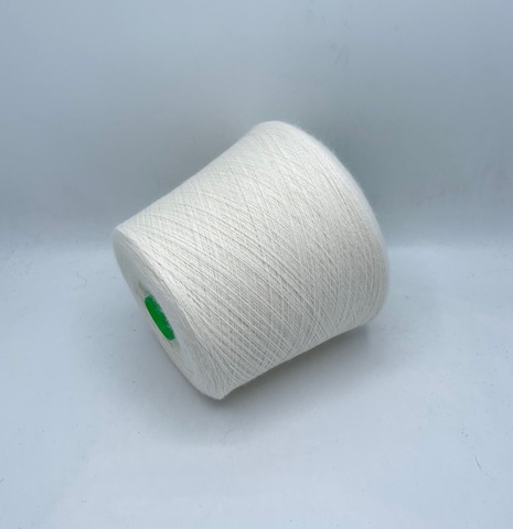Zegna Baruffa (пр.Италия), art.4714 ,2/24 1200м/100гр. 30%Меринос, 50%Ангора, 20%Полиамид, цвет-Молочный, арт-32054