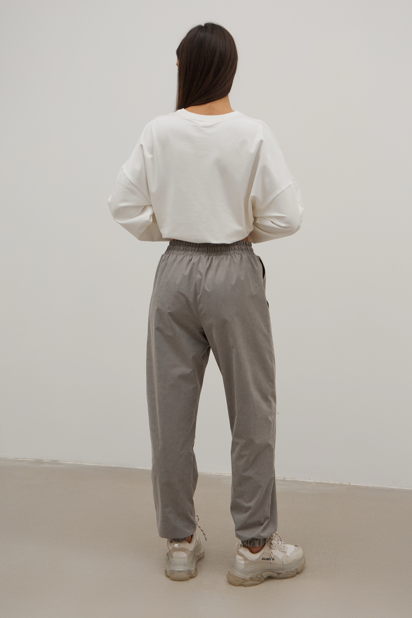 Джоггеры утеплённые, пепельные