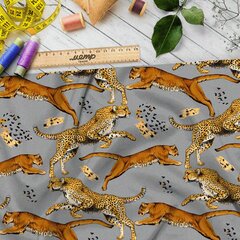 Ткань дюспо бегущие львицы и гепарды на сером фоне