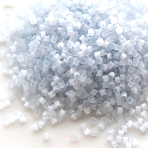 DB-0677 Бисер цилиндрический Миюки делика 11/0 /Miyuki delica 11/0