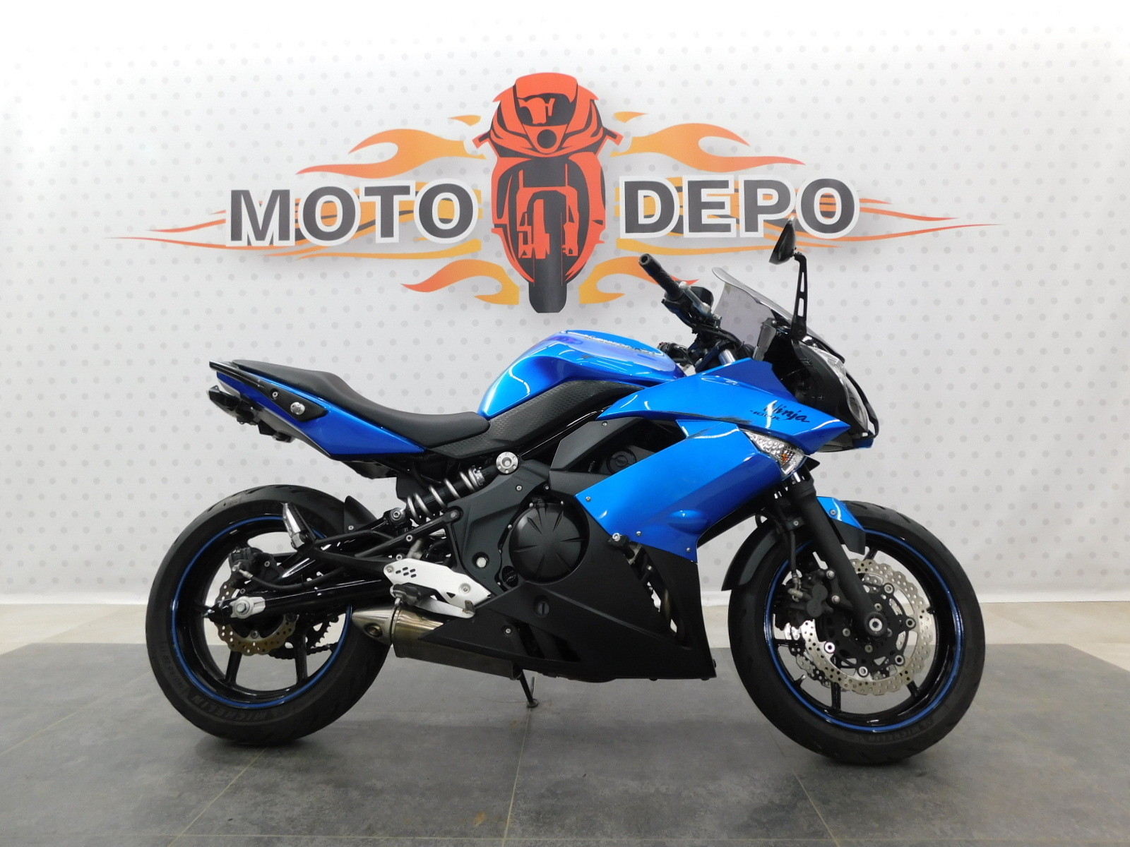 KAWASAKI NINJA 400 R Характеристики