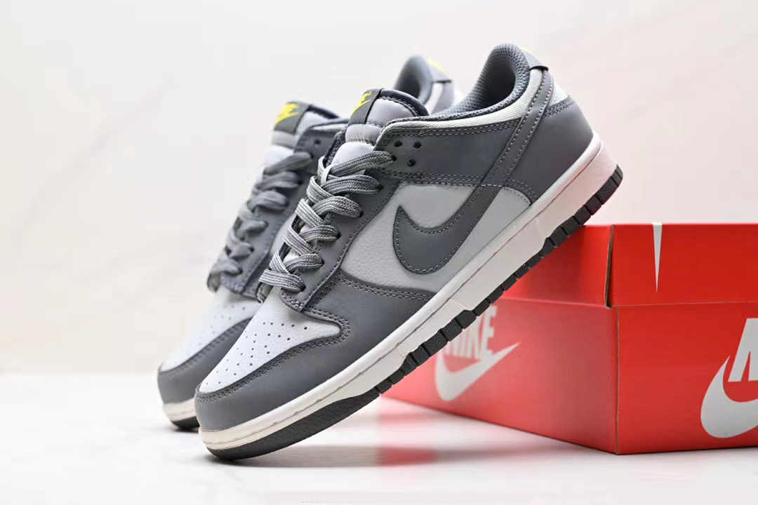 Nike dunk low homme gris 2025