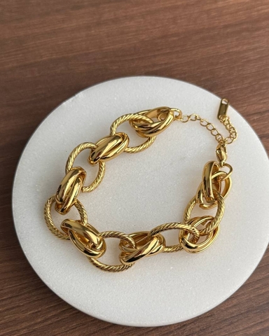 Браслет цепь крупная цвет золото Браслет цепь крупная цвет золото