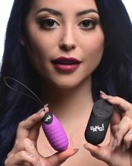 Лиловое ребристое виброяйцо с пультом ДУ 28X Ribbed Silicone Egg - 