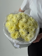 Букет из хризантемы в сливочном оттенке