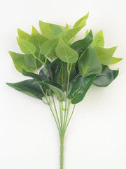 Сирень - куст с листьями, 7 веток, 36 см.