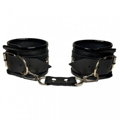 Наручники из эко-кожи черные