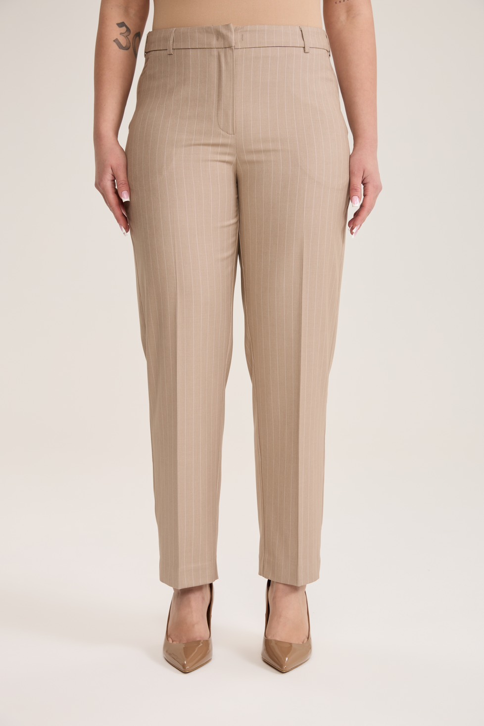 Брюки классические в полоску, мокко