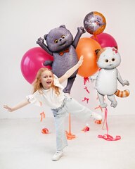 К Фигура, Басик Кот, 36