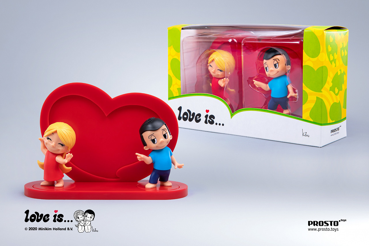 Love is... набор фигурок: купить сувенир Любовь это... в интернет магазине  Toyszone.ru