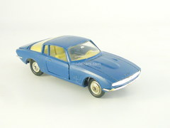 Ford Mustang 2+2 Bertone USSR remake 1:43