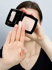 LavelleCollection пудра PD-14 тон 05 светло-телесный, компактная матирующая SPF-15