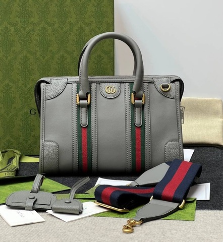 Сумочка Gucci Bauletto маленького размера серый