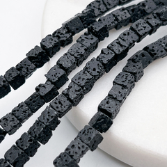 "Лава" бусины, куб, размер около 4,2-4,4 мм, цена за отрезок 19 см (1/2 нити)