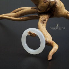 Кольцо Классика. Белый нефрит