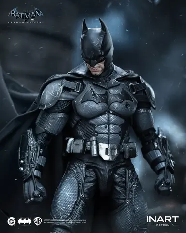 Фигурка Бэтмен Поврежденный в бою из игры Batman Arkham Origins 1/12