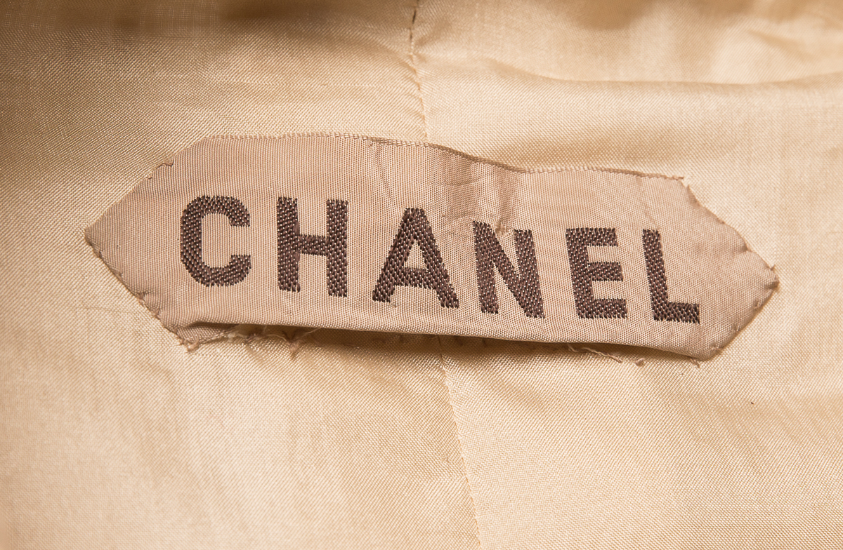 Коллекционный кутюрный костюм 60-х годов от Chanel, 36 размер.
