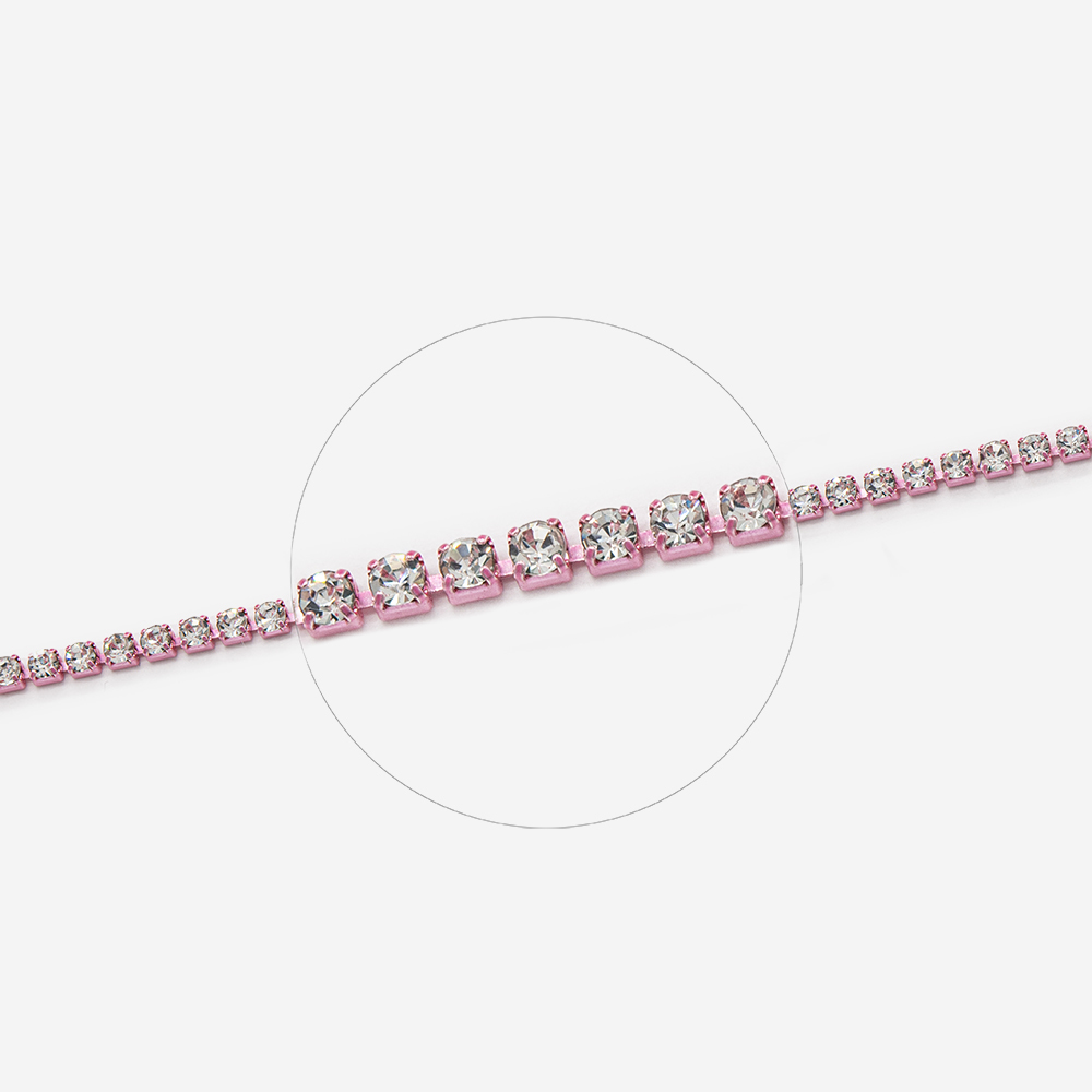 Стразовая цепь, 2мм, прозрачный кристалл в розовых цапах