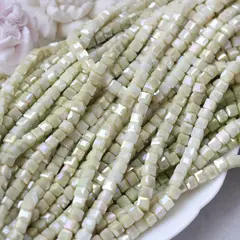 Хрусталь (стекло) граненный, кубик, жёлто-зелёный, 6 мм, 1 нить, К237
