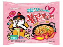 Лапша быстрого приготовления Samyang Hot Chicken Flavor Ramen Carbo со вкусом жареной курицы и соуса карбонара 130 гр