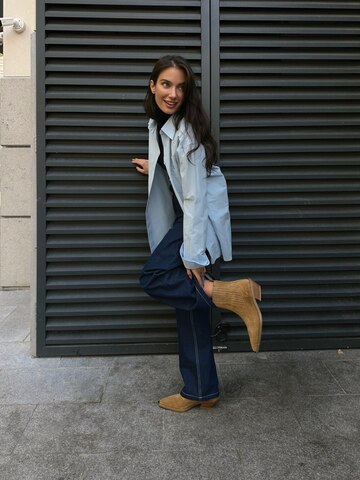 Казаки из натуральной замши со стальным носиком AMALIA / Рыжий